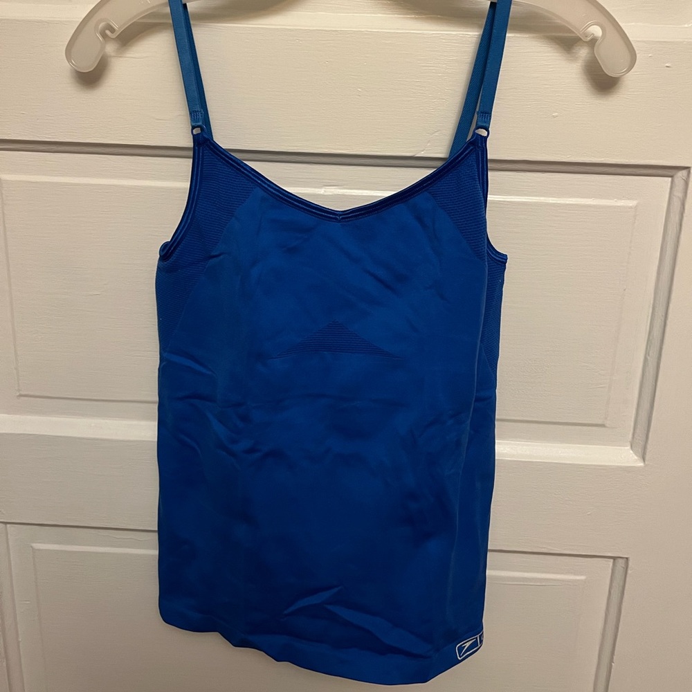 Axcelerate Speedo workout tank